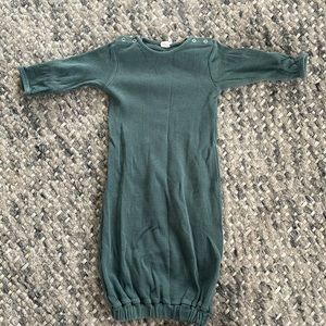 Kate Quinn Forest Green Baby Sleeper